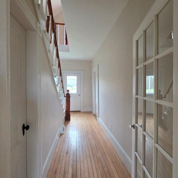 866 Main Street Lincoln, ME 04457 - Photo 20 of 69 1st Floor Hallway