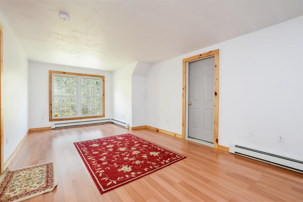 181 George Ryder Road Chatham, MA 02633 - Photo 16 of 24 an entryway with an window