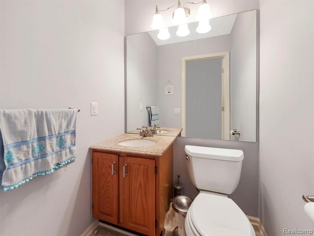 1748 Grandview Drive Rochester Hills, MI 48306 - Photo 24 of 48