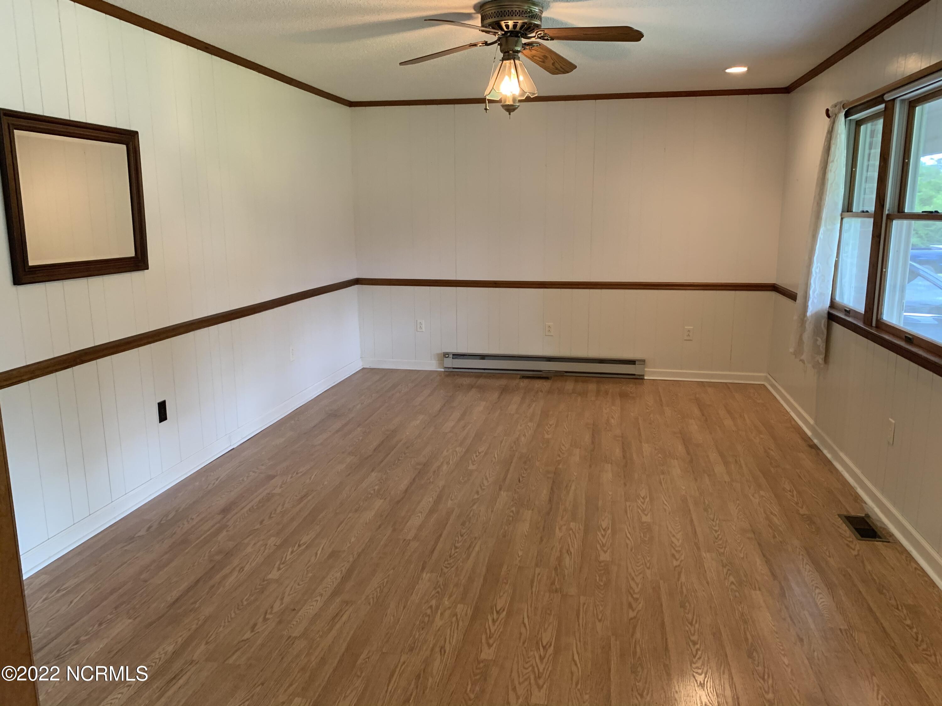 133 Ridge Road Newport, NC 28570 - Photo 5 of 26