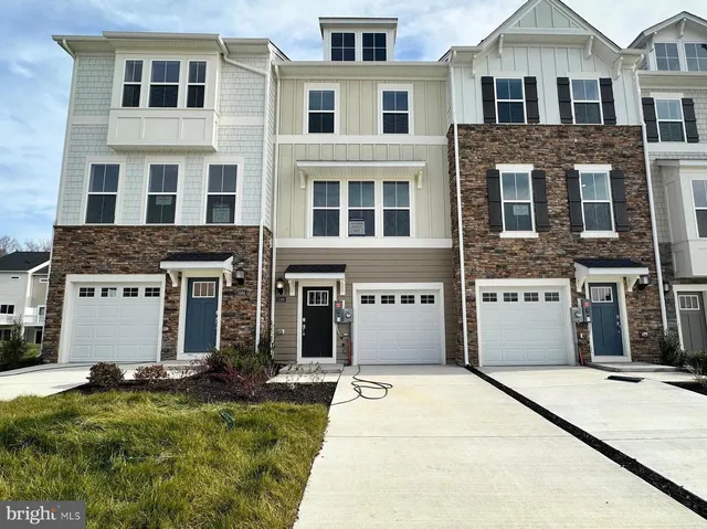 $371,990 | 5605 Ludlow Place, White Plains, MD 20695