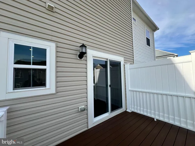 $371,990 | 5605 Ludlow Place, White Plains, MD 20695