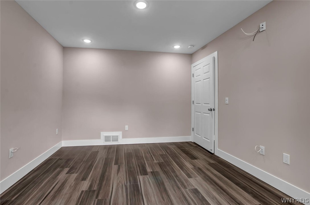 85 Harding Road Buffalo, NY 14220 - Photo 26 of 46