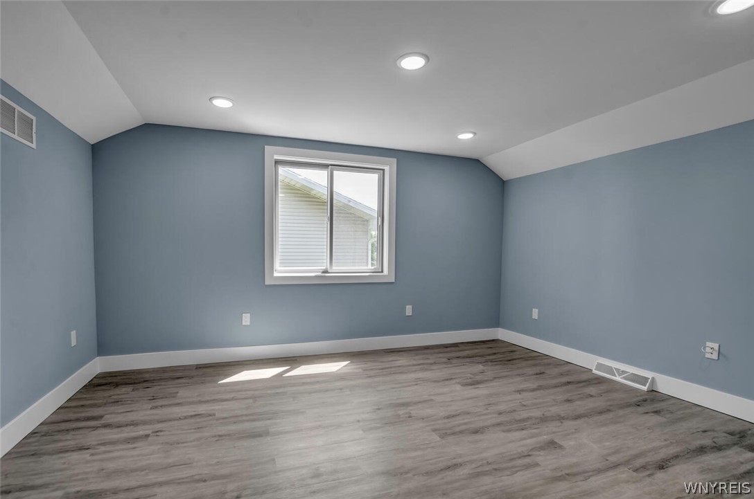 85 Harding Road Buffalo, NY 14220 - Photo 32 of 46