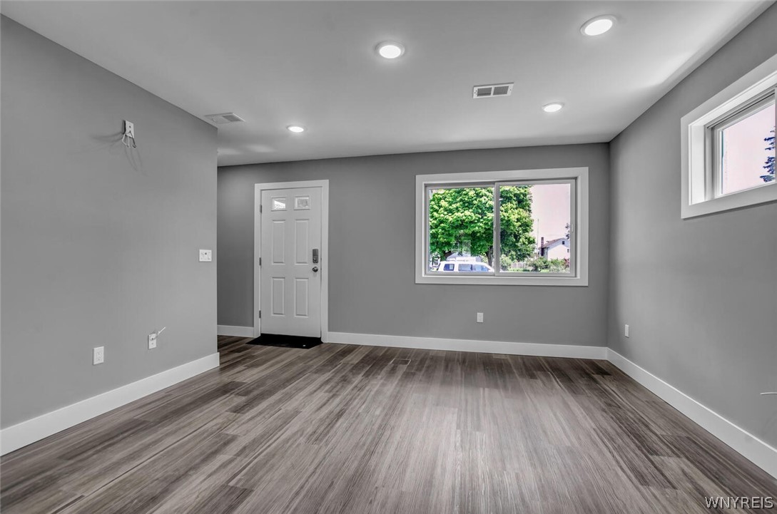 85 Harding Road Buffalo, NY 14220 - Photo 7 of 46