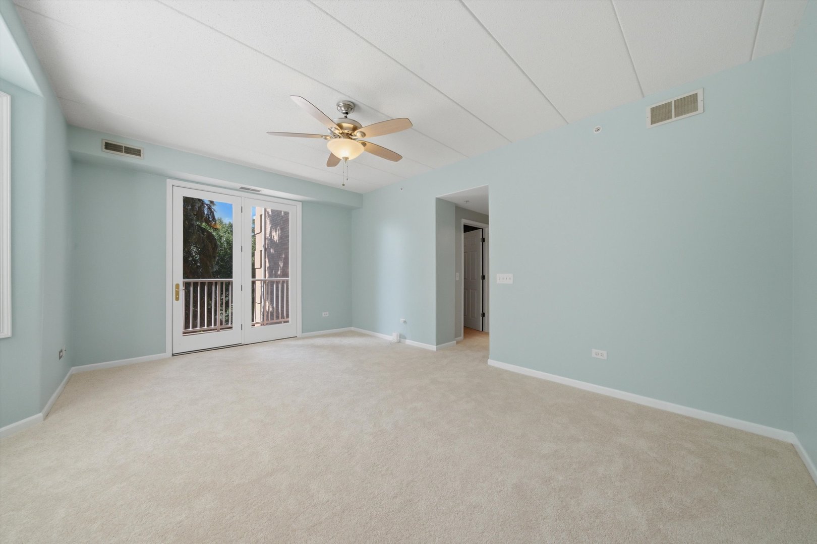 1761 Pavilion Way, Unit 301 Park Ridge, IL 60068 - Photo 22 of 46 Gallery Image 22