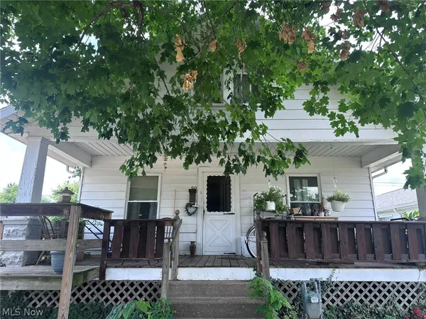 $89,900 | 490 Oxford Avenue, Newcomerstown, OH 43832
