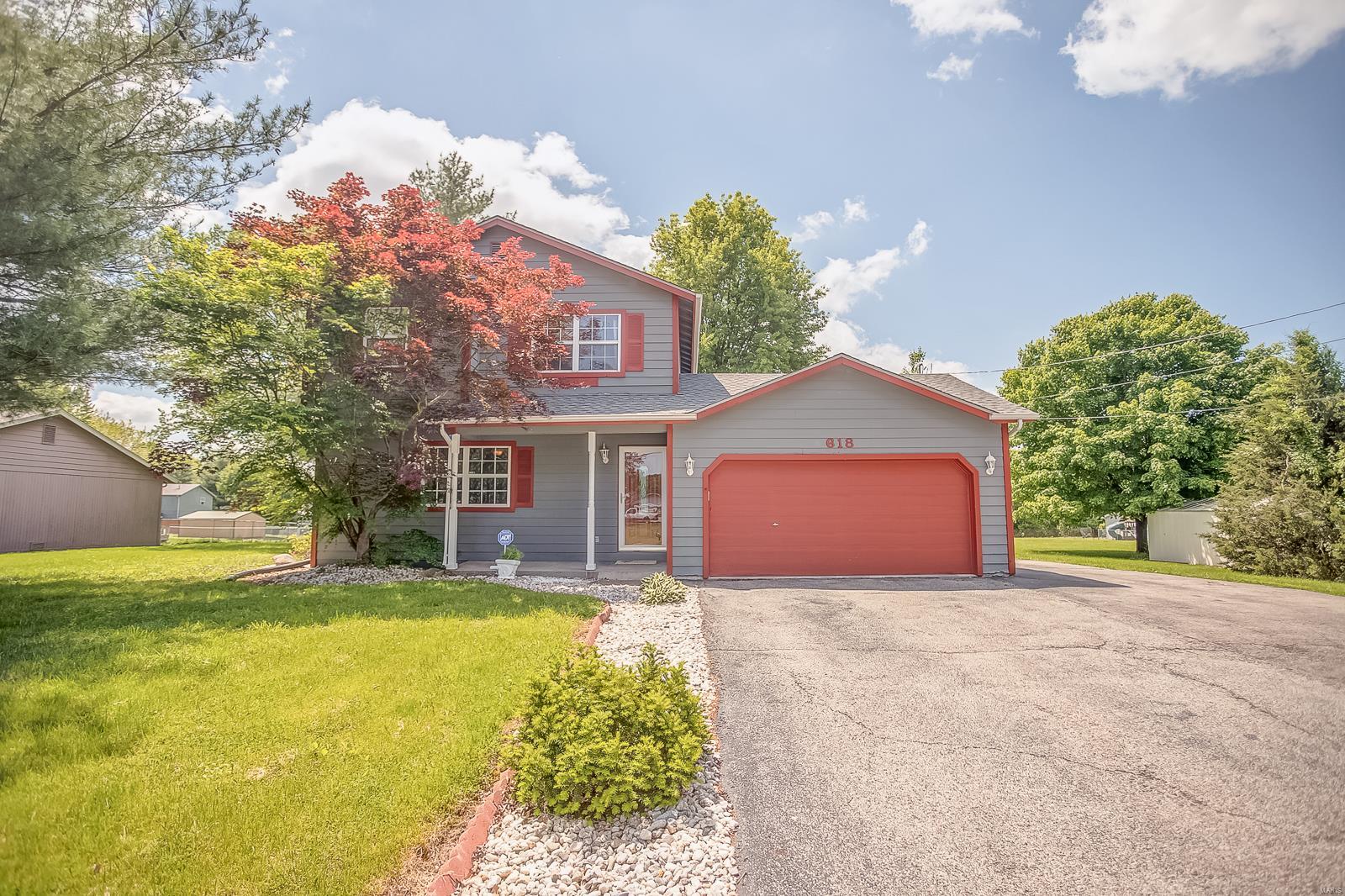 618 Hollywood Heights Road Caseyville, IL 62232 - Photo 1 of 32 Gallery Image 1