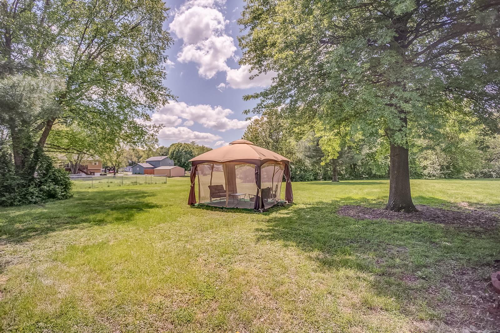 618 Hollywood Heights Road Caseyville, IL 62232 - Photo 21 of 32 Gallery Image 21
