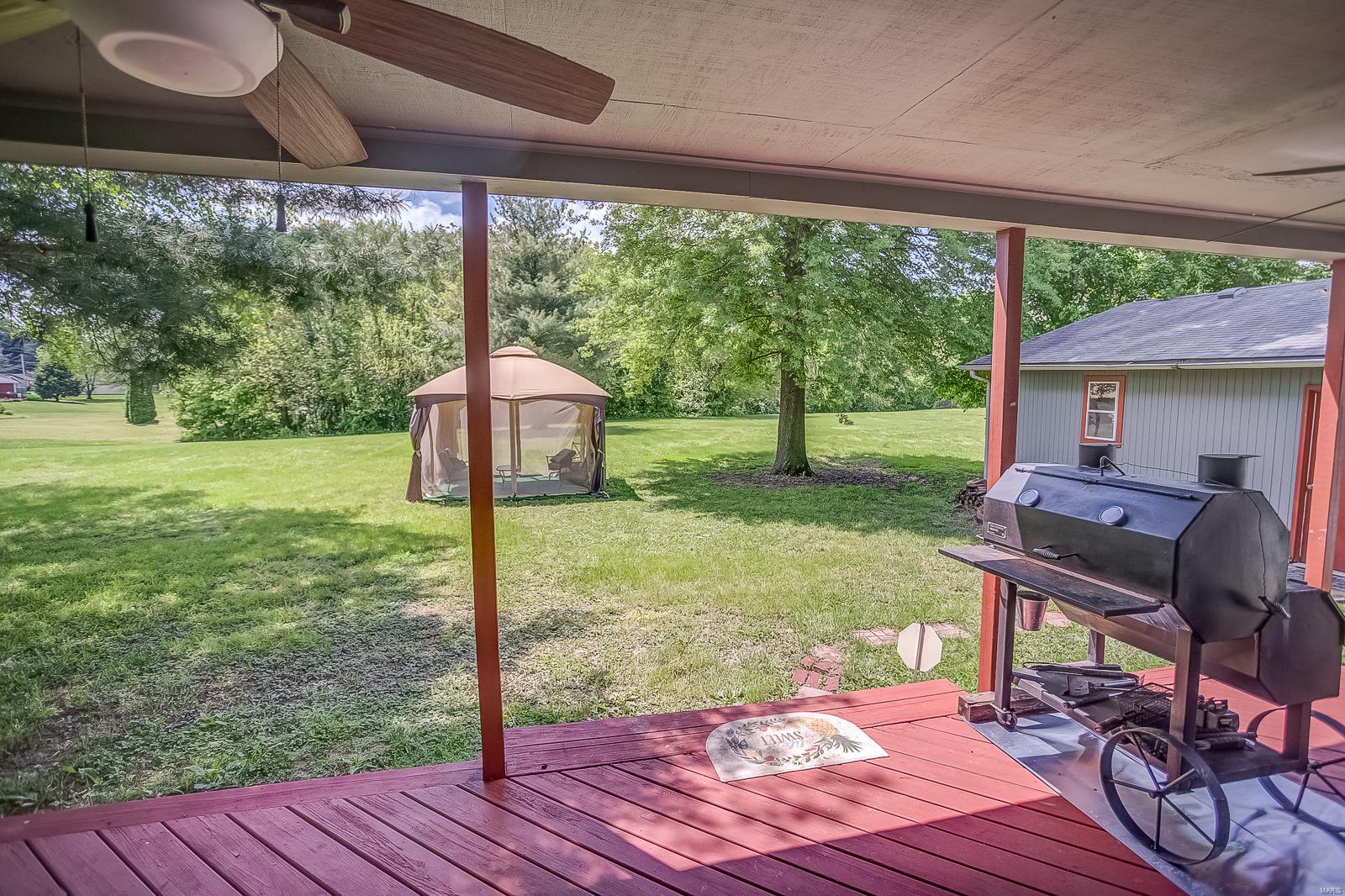 618 Hollywood Heights Road Caseyville, IL 62232 - Photo 24 of 32 Gallery Image 24