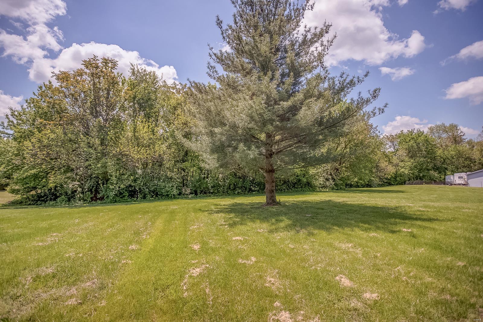 618 Hollywood Heights Road Caseyville, IL 62232 - Photo 25 of 32 Gallery Image 25