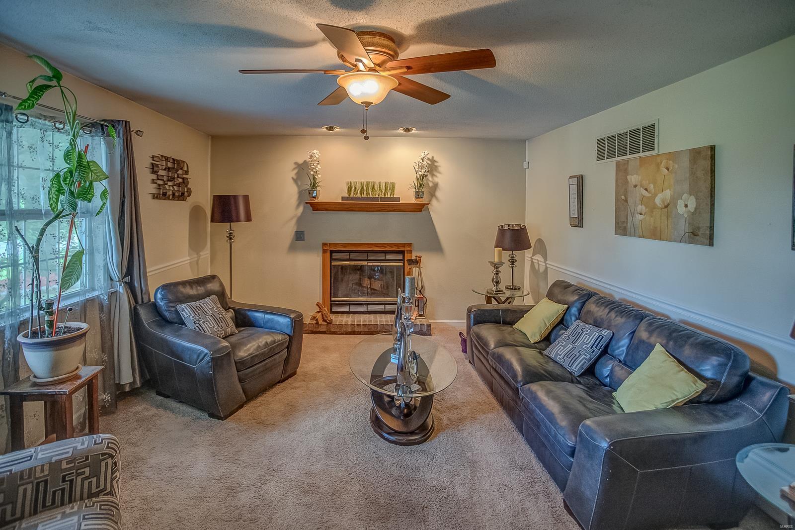 618 Hollywood Heights Road Caseyville, IL 62232 - Photo 4 of 32 Gallery Image 4