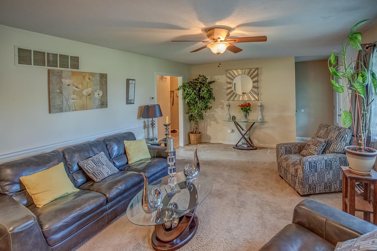 618 Hollywood Heights Road Caseyville, IL 62232 - Photo 6 of 32 Gallery Image 6