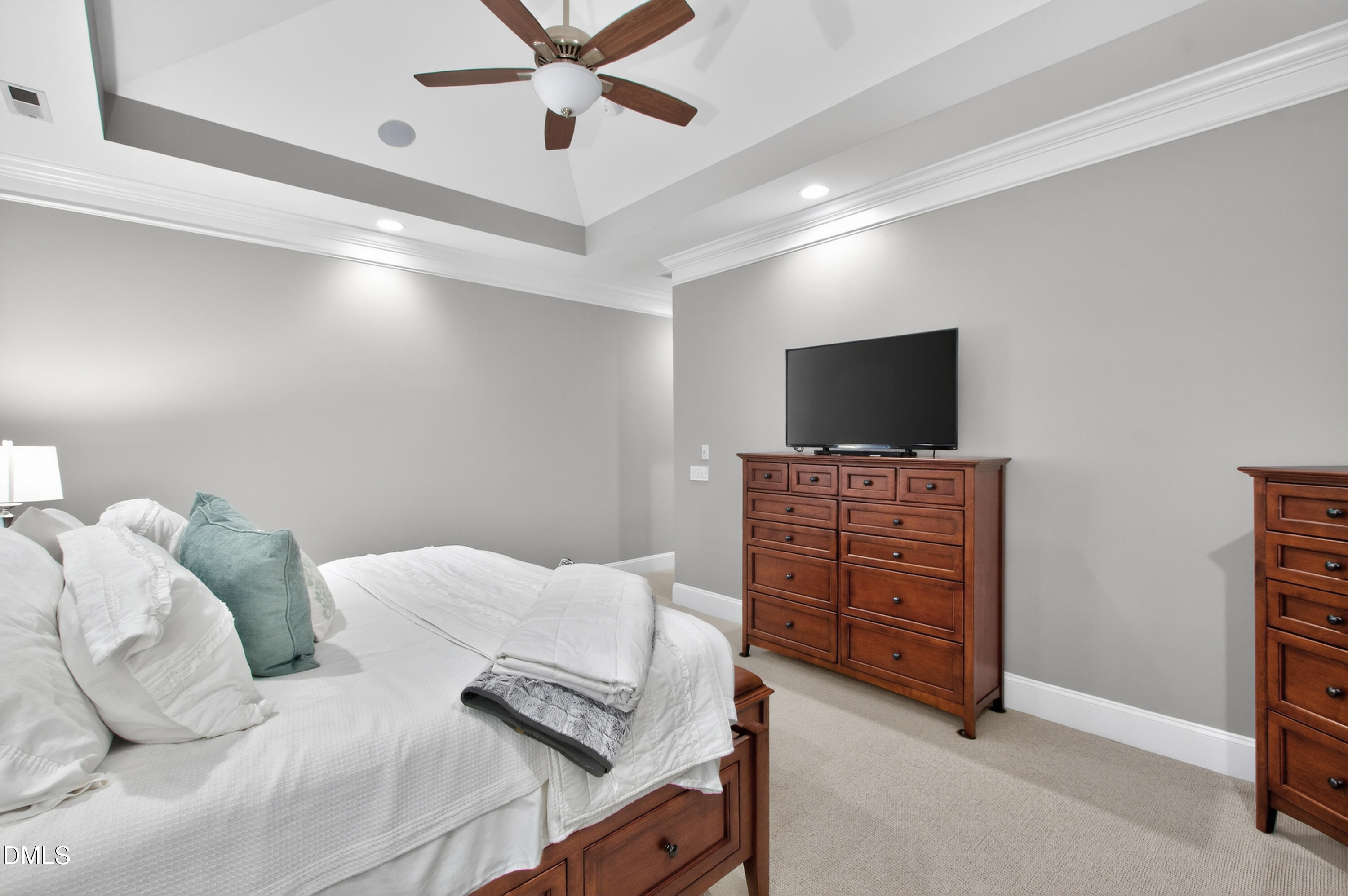 4167 English Garden Way Raleigh, NC 27612 - Photo 25 of 55 English (23)