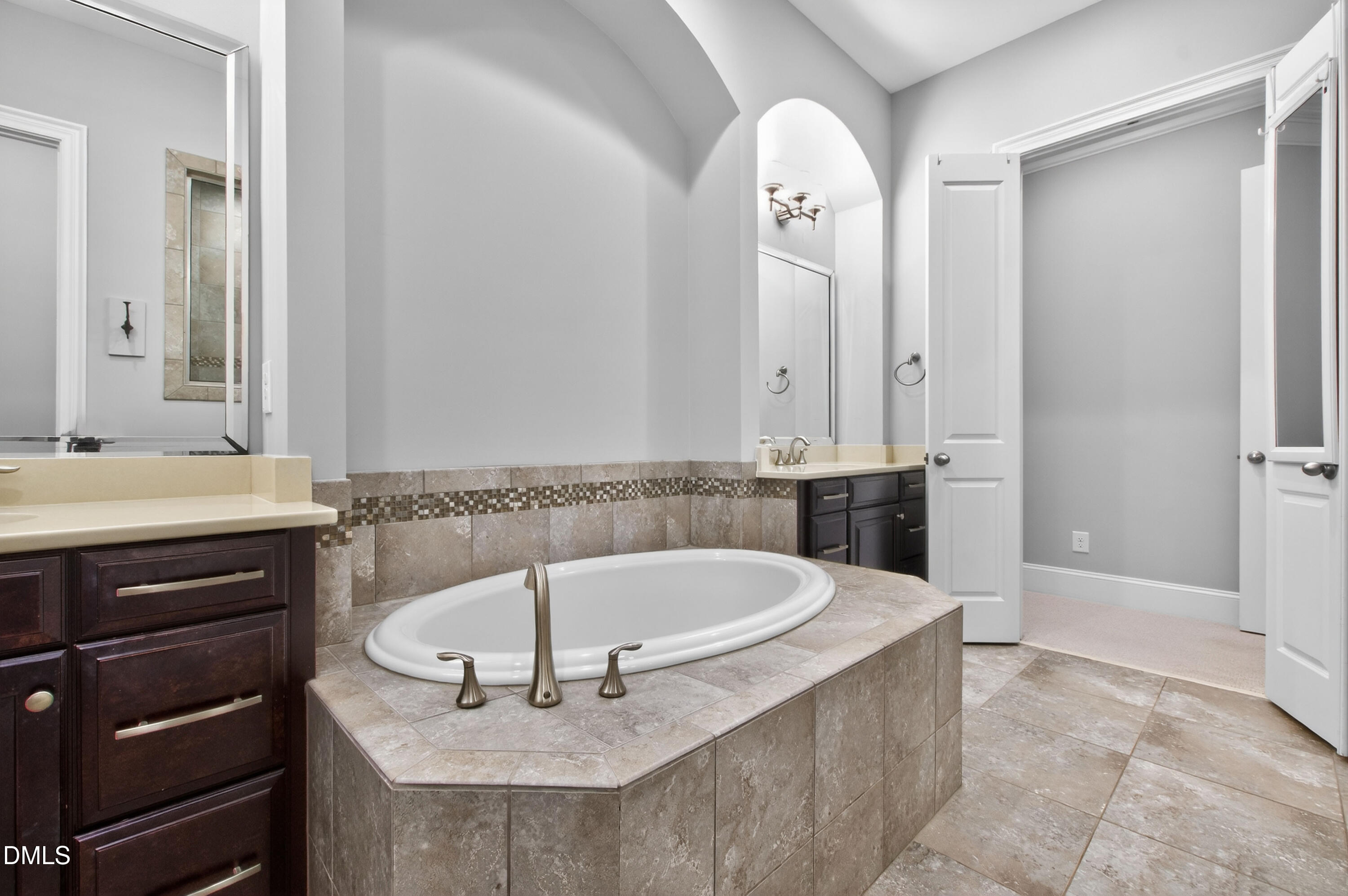 4167 English Garden Way Raleigh, NC 27612 - Photo 26 of 55 English (25)