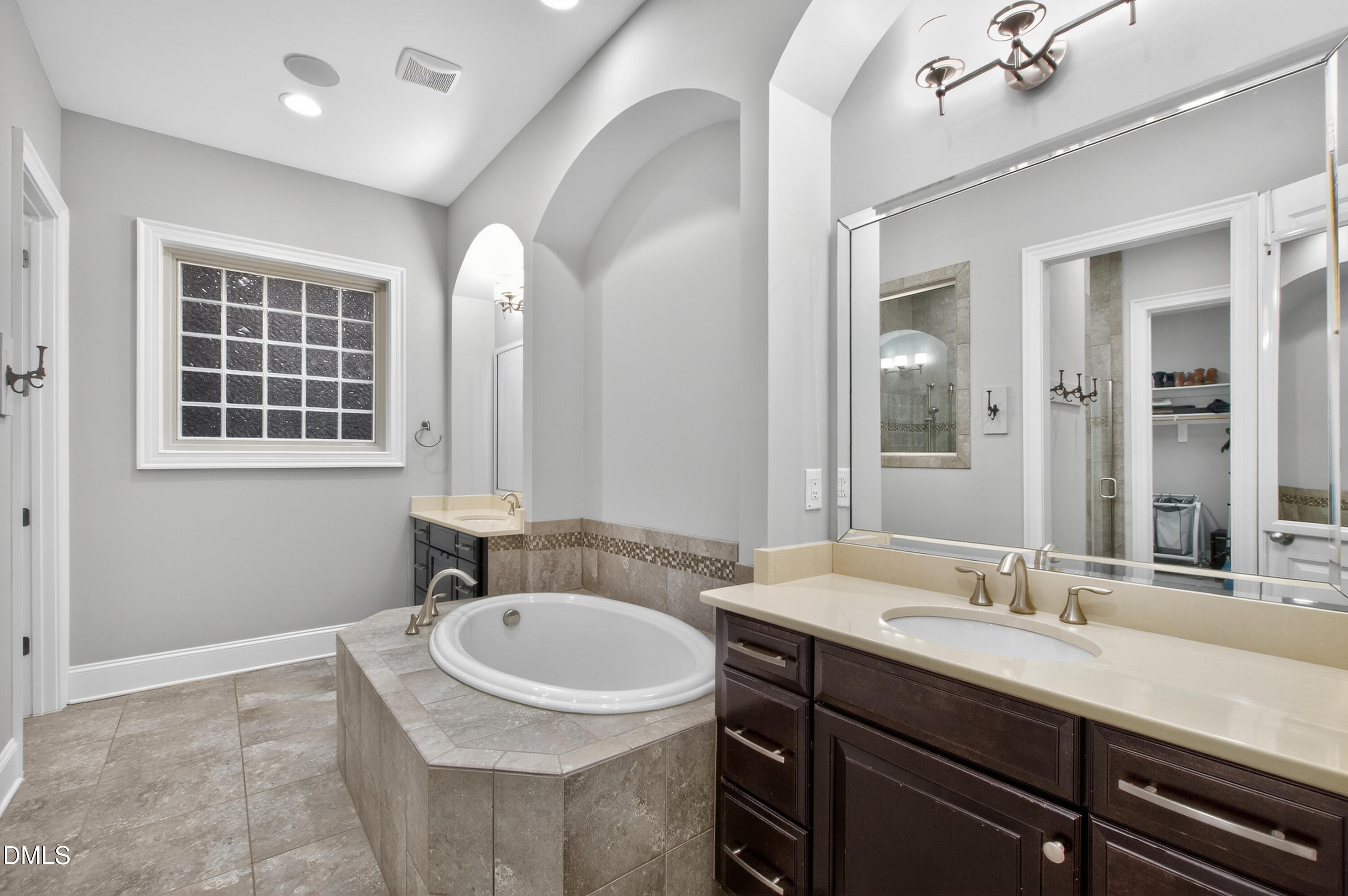 4167 English Garden Way Raleigh, NC 27612 - Photo 28 of 55 English (24)