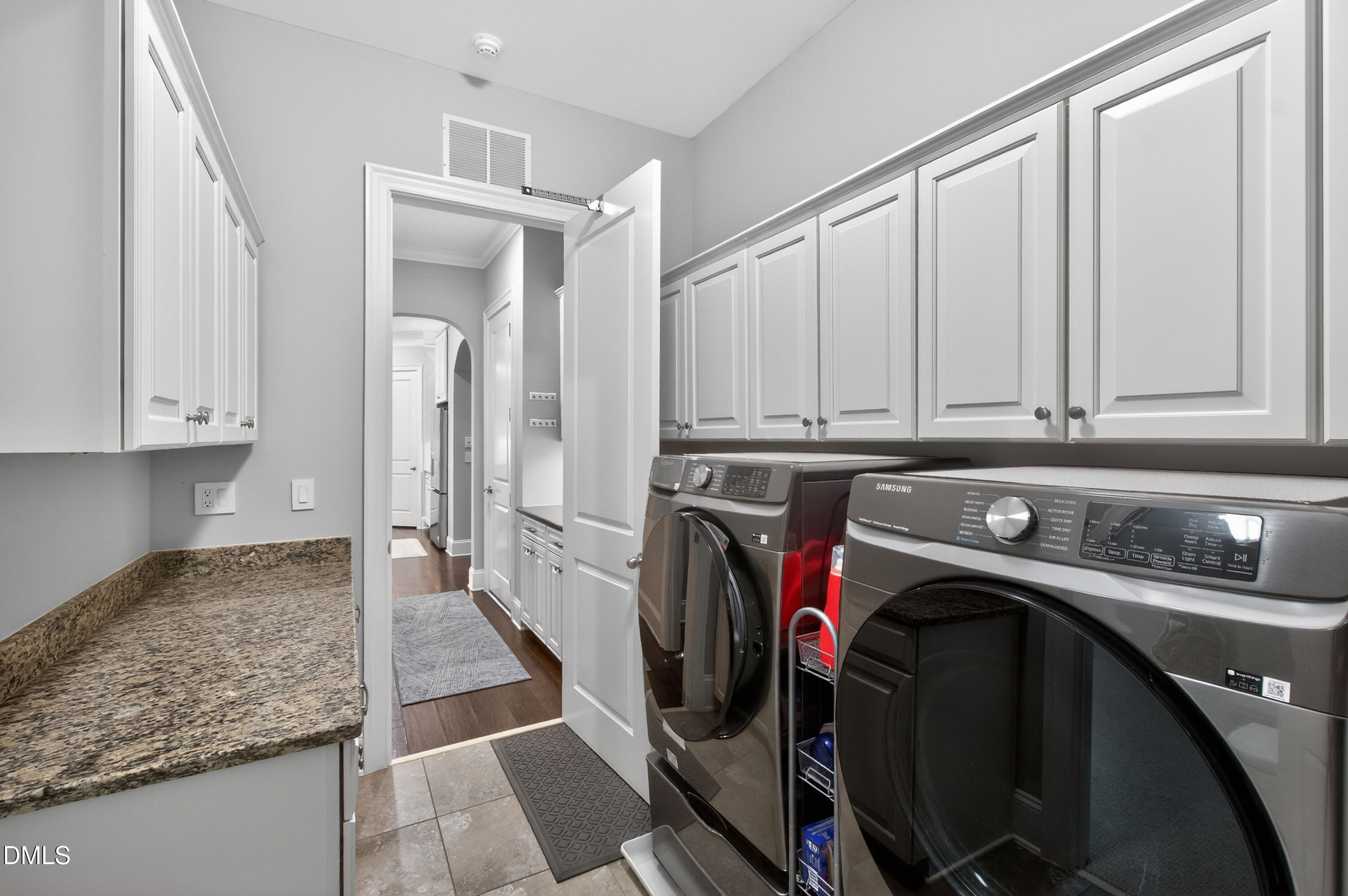 4167 English Garden Way Raleigh, NC 27612 - Photo 33 of 55 English (31)