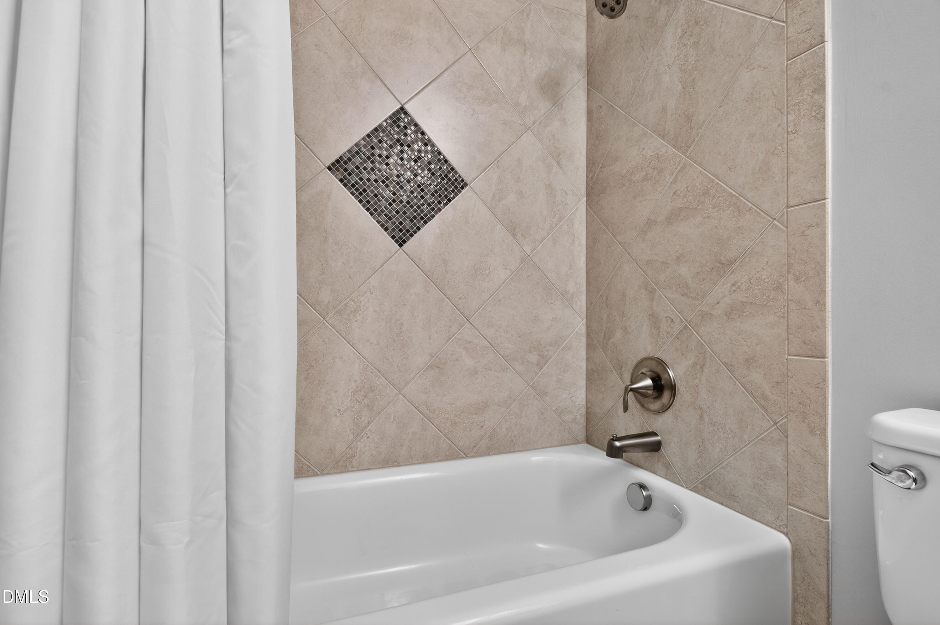 4167 English Garden Way Raleigh, NC 27612 - Photo 44 of 55 English (37)