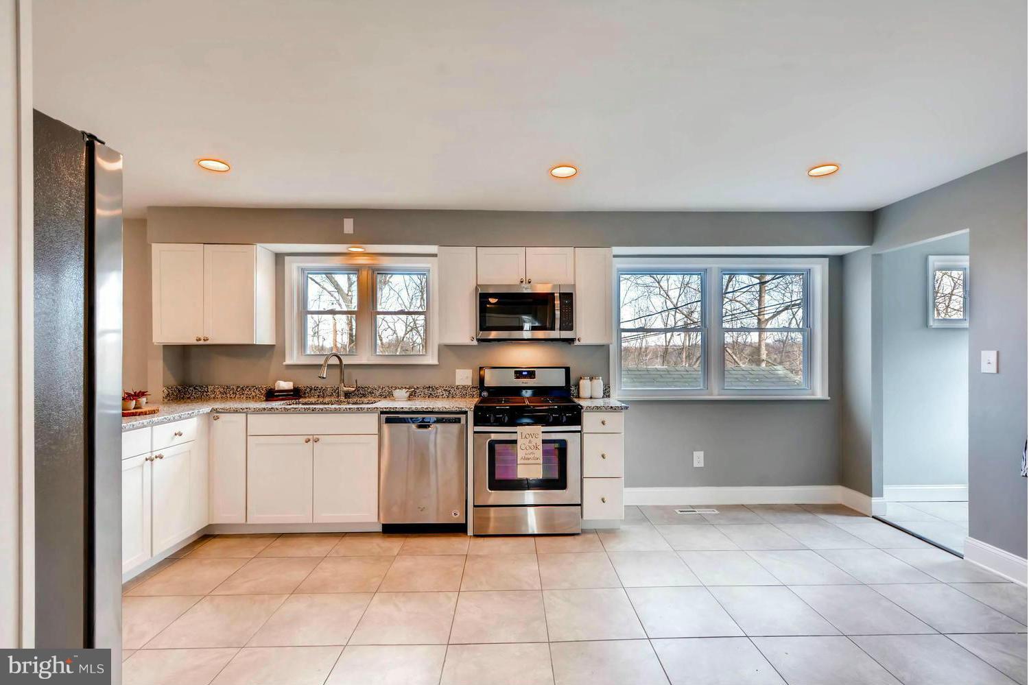 8214 Brattle Road Baltimore, MD 21208 - Photo 2 of 28 Interior (General)