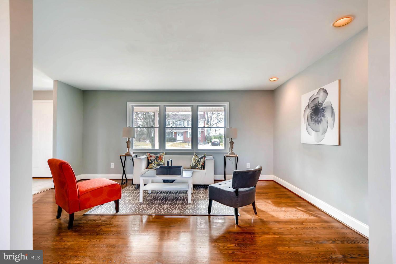 8214 Brattle Road Baltimore, MD 21208 - Photo 4 of 28 Interior (General)