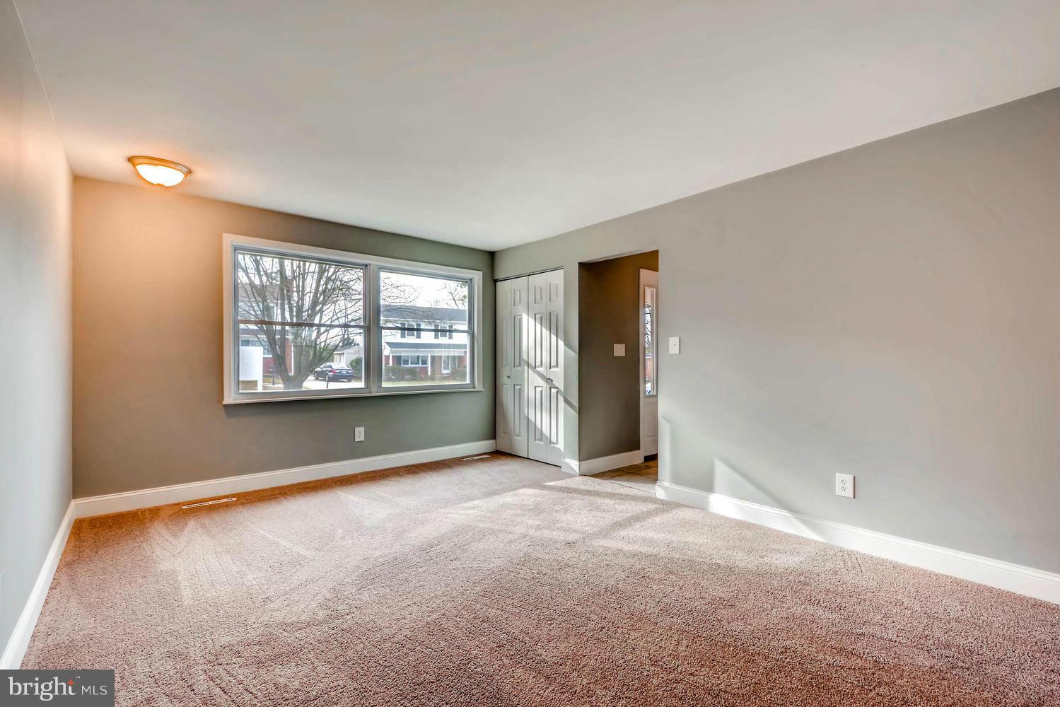 8214 Brattle Road Baltimore, MD 21208 - Photo 5 of 28 Interior (General)