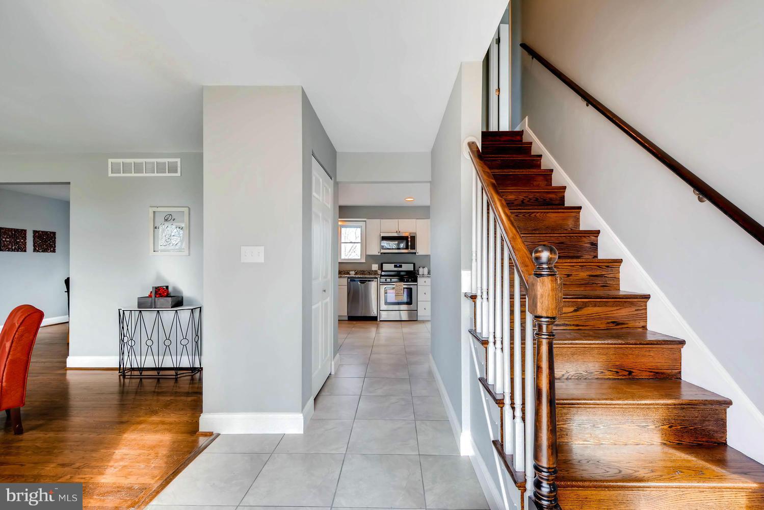 8214 Brattle Road Baltimore, MD 21208 - Photo 10 of 28 Interior (General)