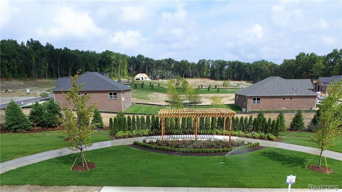5477 Woodfall Road Clarkston, MI 48348 - Photo 29 of 31 DJI_0038.JPG