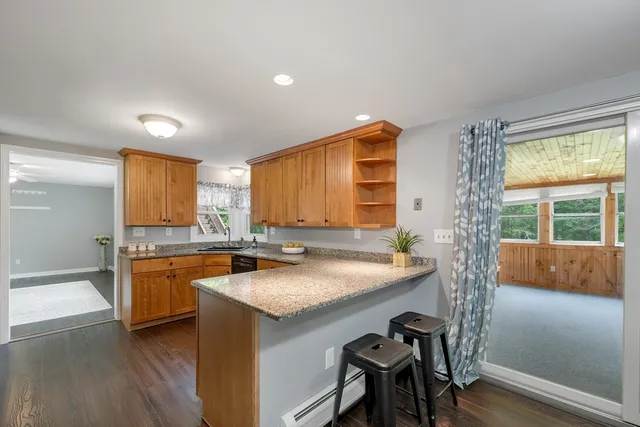 $699,900 | 44 High Street, Stratham, NH 03885