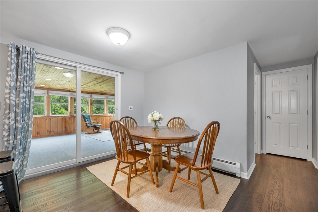 44 High Street Stratham, NH 03885 - Photo 14 of 42