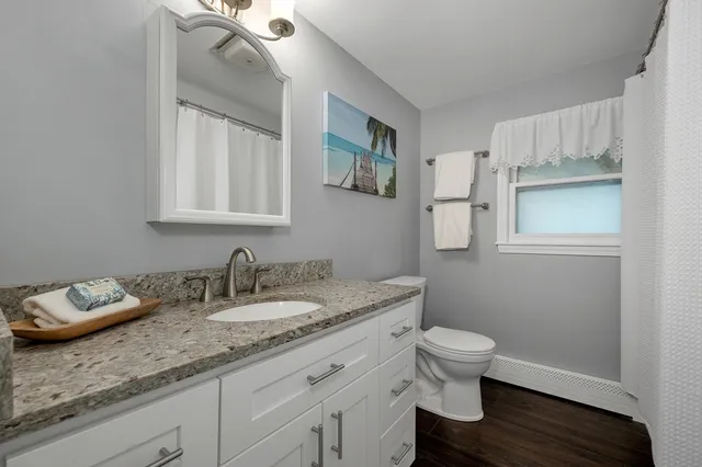 $699,900 | 44 High Street, Stratham, NH 03885