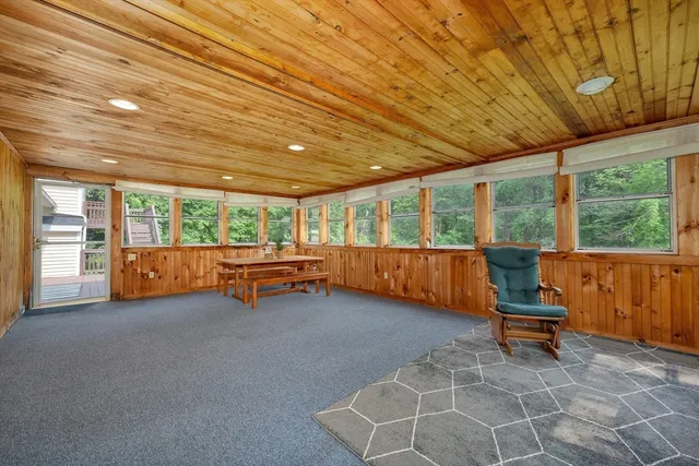 $699,900 | 44 High Street, Stratham, NH 03885