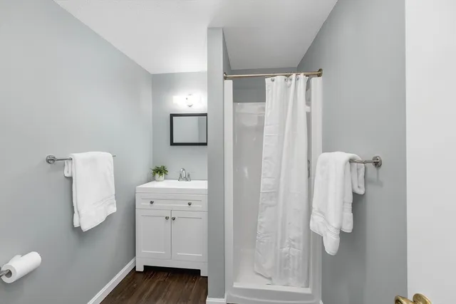 $699,900 | 44 High Street, Stratham, NH 03885