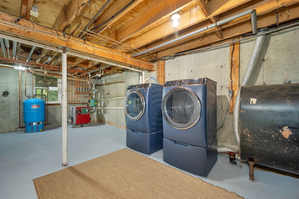 44 High Street Stratham, NH 03885 - Photo 39 of 42