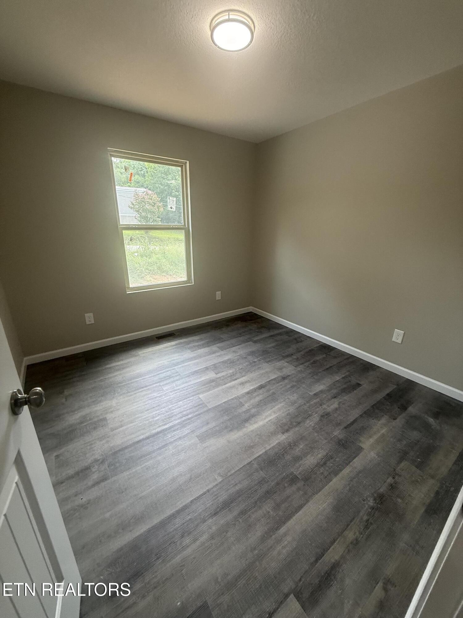 309 Foley Hill Road Clinton, TN 37716 - Photo 12 of 12 Gallery Image 12