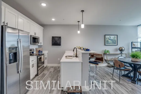 $1,800 | 1230 Elm Street, Unit 417, Manchester, NH 03101