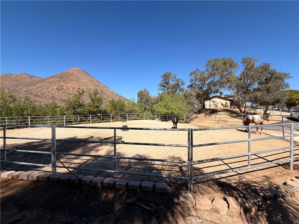 32360 Navajo Road Wildomar, CA 92595 - Photo 39 of 58 Riding Ring