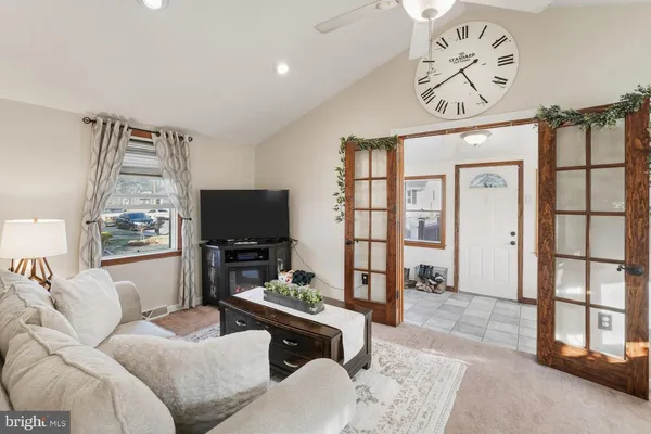 $225,000 | 11 Amherst Drive, Pennsville, NJ 08070