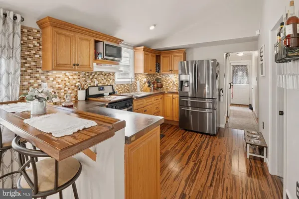 $225,000 | 11 Amherst Drive, Pennsville, NJ 08070