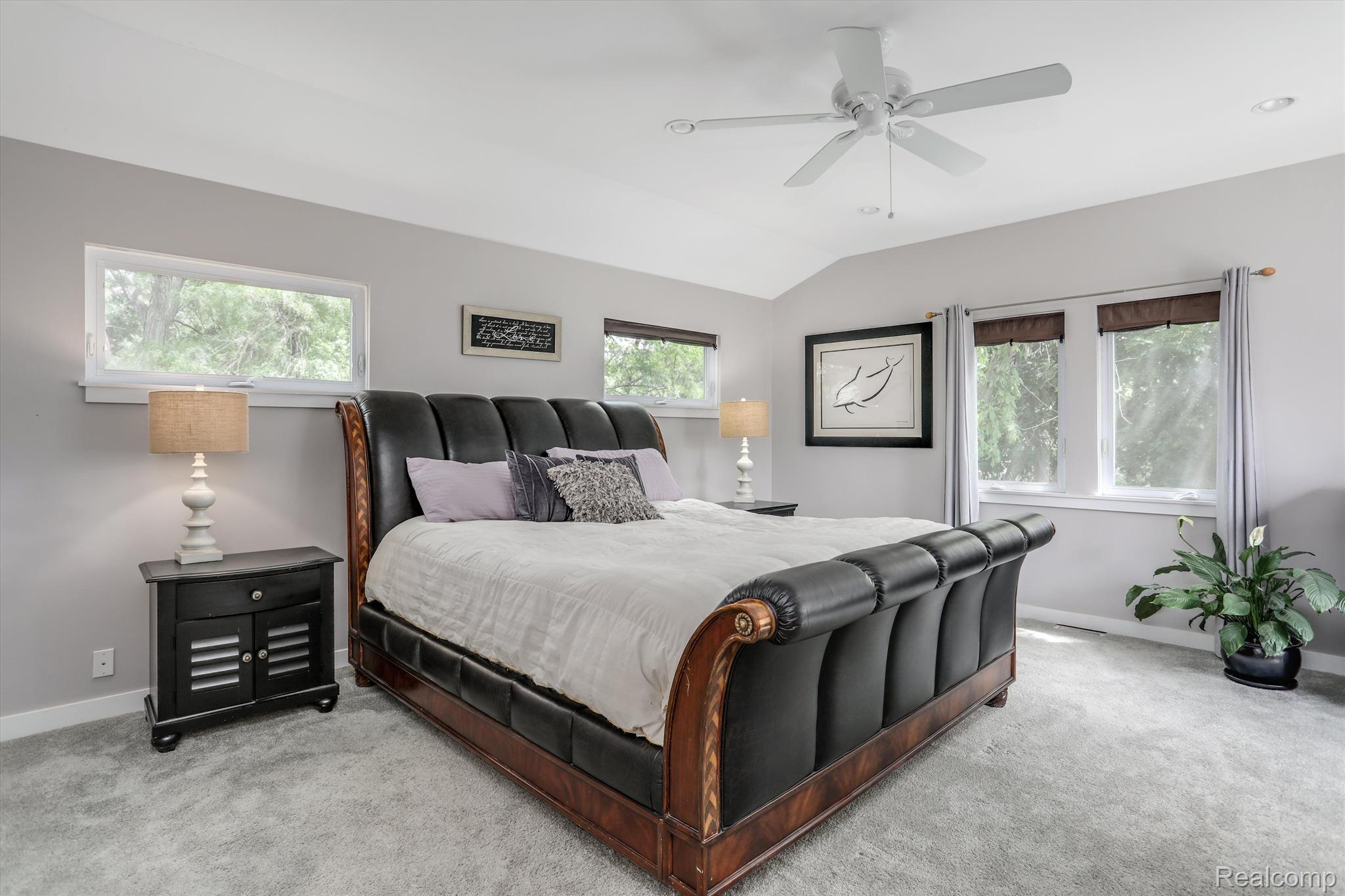 2422 Pembroke Road Birmingham, MI 48009 - Photo 19 of 36 Gallery Image 19
