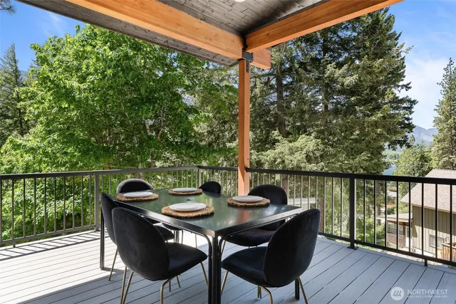 a outdoor view with a sitting space