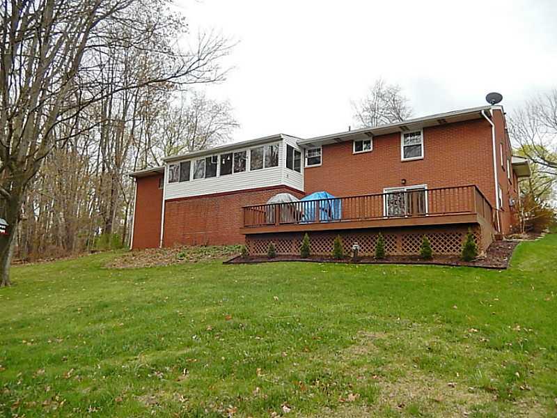 282 Oakville Road Beaver Falls, PA 15010 - Photo 19 of 19 Exterior Back.