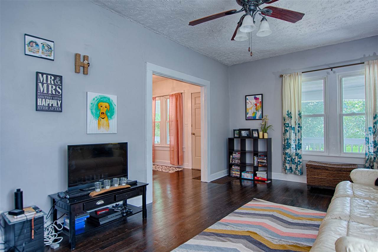 3612 Herrmann Road Evansville, IN 47711 - Photo 9 of 33 Gallery Image 9