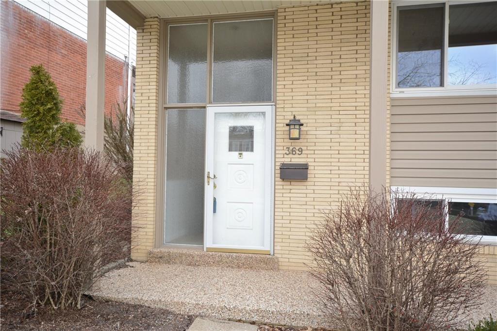 369 Rockfield Road Pittsburgh, PA 15243 - Photo 2 of 25