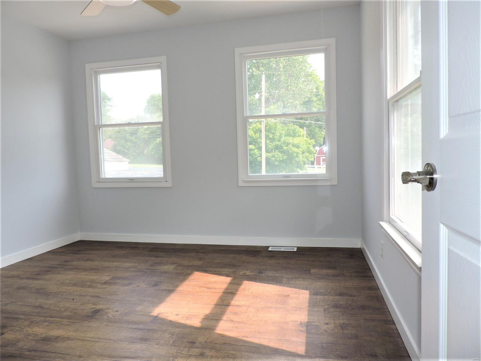 1182 Hackmann Road O'Fallon, MO 63366 - Photo 22 of 32