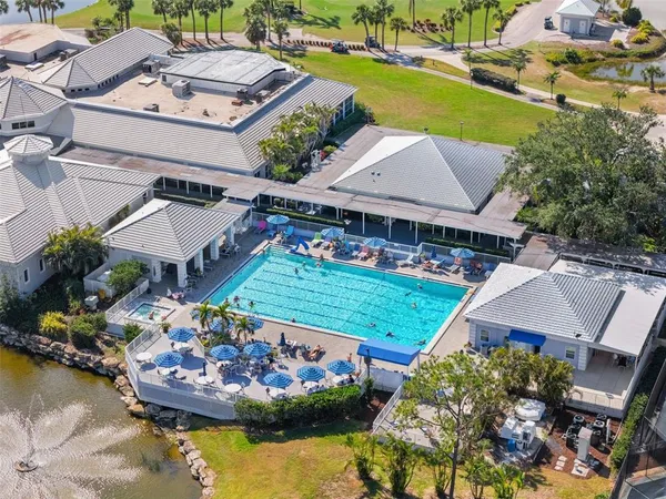 $329,900 | 905 Barclay Court, Venice, FL 34293