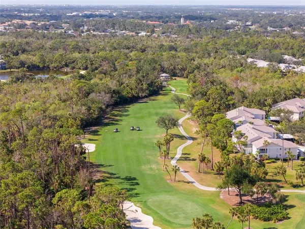 $329,900 | 905 Barclay Court, Venice, FL 34293