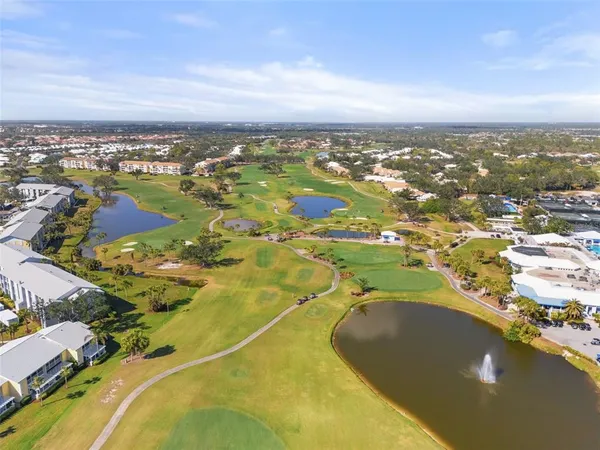 $329,900 | 905 Barclay Court, Venice, FL 34293