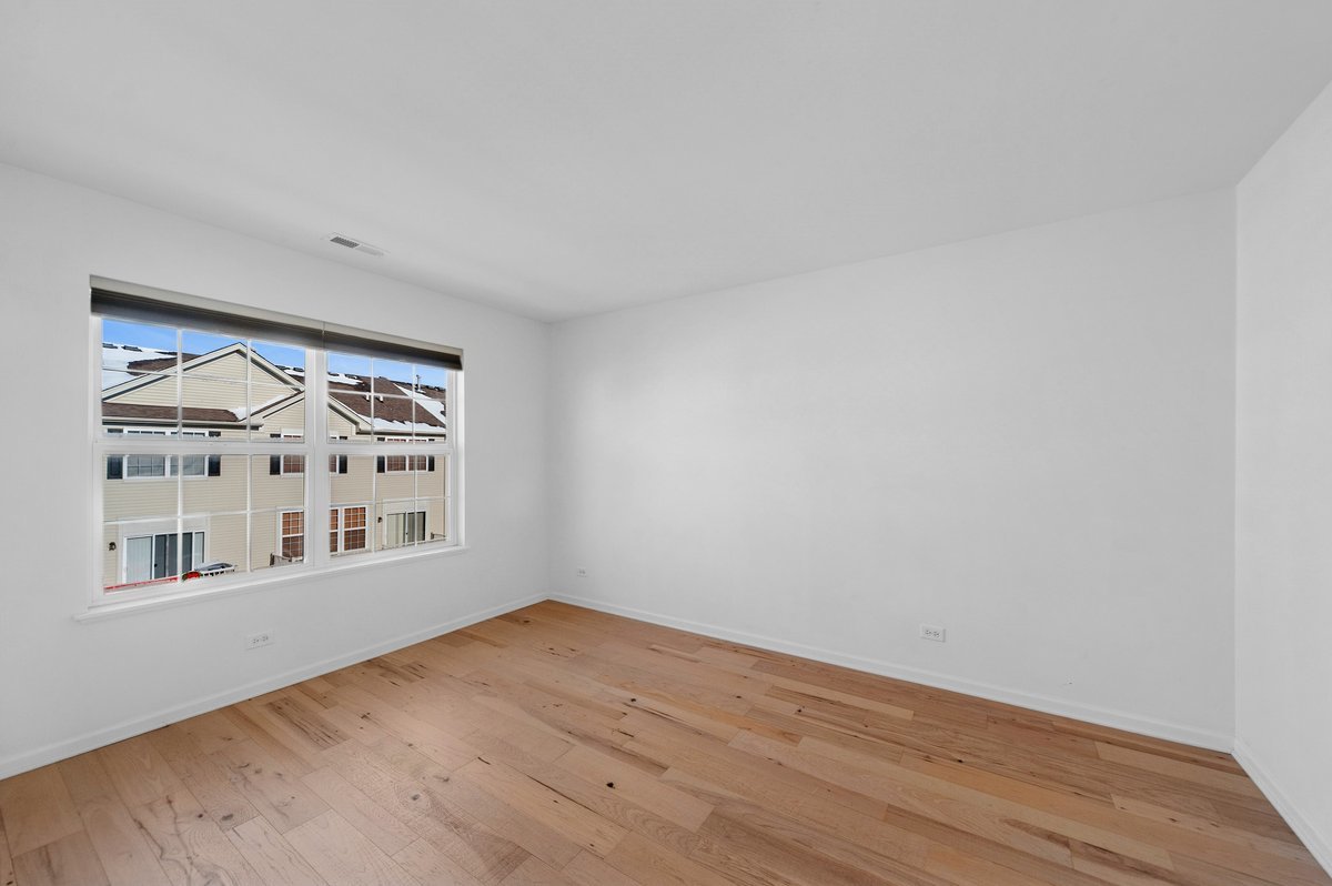 152 Jackson Street Gilberts, IL 60136 - Photo 23 of 32 wooden floor in a room