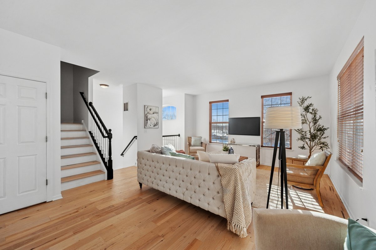 152 Jackson Street Gilberts, IL 60136 - Photo 4 of 32 a living room with furniture and a wooden floor