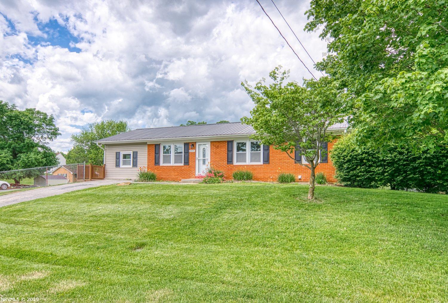 1010 Reading Road Christiansburg, VA 24073 - Photo 30 of 30 Gallery Image 30
